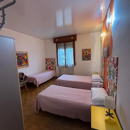 Viamilano25 Bed & Breakfast Mirandola Exterior photo